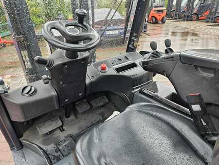 Elektro čtyřkolový VZV 2012  Linde E25L-01 (5)