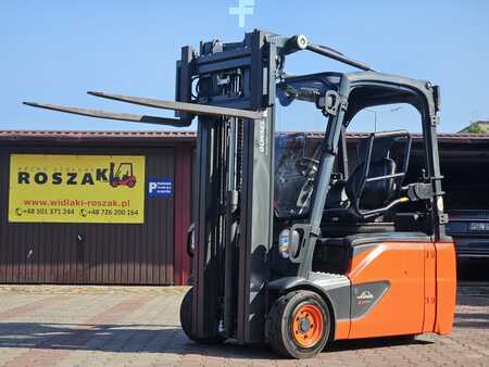 Elektromos 3 kerekű 2018  Linde E16L-02 Triplex nur 3318h (3)