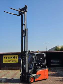 Elektromos 3 kerekű 2018  Linde E16L-02 Triplex nur 3318h (4)