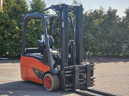 Elektromos 3 kerekű 2018  Linde E18-02 Triplex nur 6594h (10)