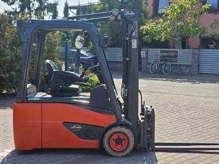Elektromos 3 kerekű 2018  Linde E18-02 Triplex nur 6594h (7)