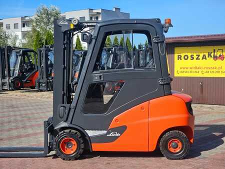 Dízel targoncák 2017  Linde H20D-01 Triplex (2)