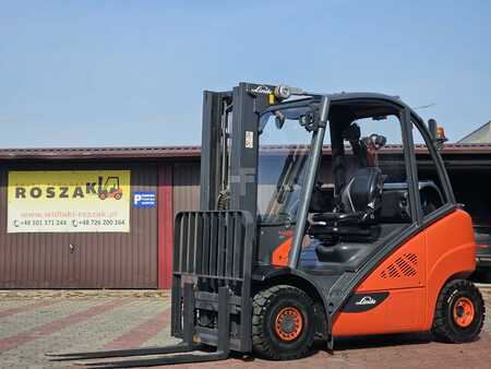 Gas truck 2017  Linde H25T-02 (1)