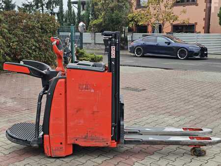 Beállós targonca 2021  Linde D10AP (7)