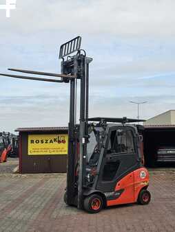 Gázüzemű targoncák 2018  Linde H20T-01 (3)