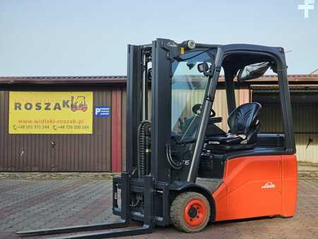 Elektromos 3 kerekű 2012  Linde E16-01 Triplex (1)