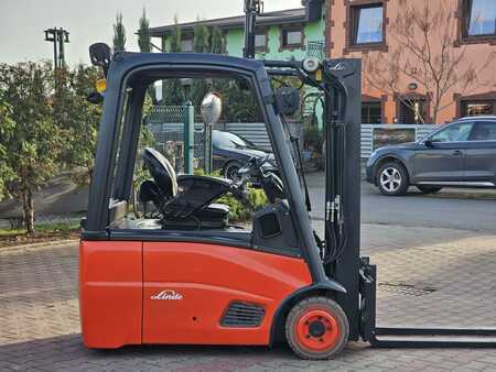 Elektromos 3 kerekű 2012  Linde E16-01 Triplex (11)