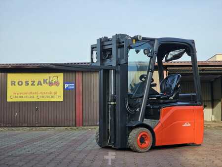 Elektromos 3 kerekű 2012  Linde E16-01 Triplex (3)