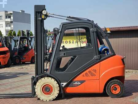Gas truck 2015  Linde H25T-02/600 (2)