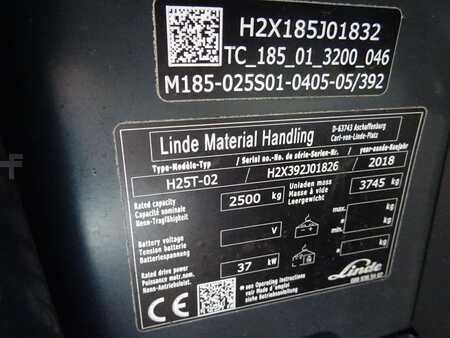 Gas truck 2018  Linde H25T-02 (11)