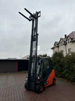 Gas truck 2014  Linde H25T-02 Triplex (4)