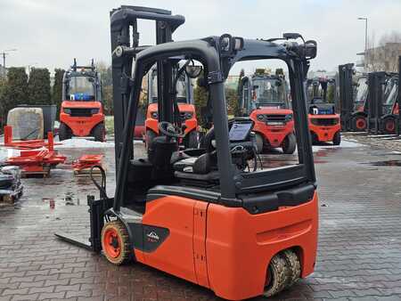 Elektrisk- 3 hjul 2020  Linde E16-02 (5)