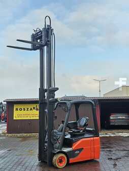 Elektrisk- 3 hjul 2020  Linde E16-02 (3)
