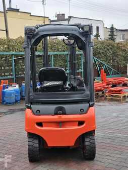 Elektrisk- 4 hjul 2015  Linde E16P-02 (7)