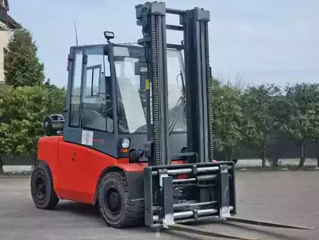 Dieselstapler 2011  Dan Truck 9466C (9)