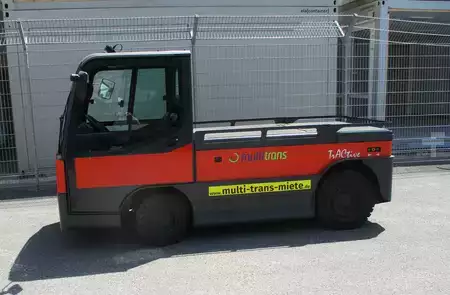 Dragtruckar - Multi-Trans 25t Elektroschlepper (1)
