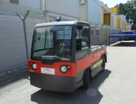 Dragtruckar - Multi-Trans 25t Elektroschlepper (2)