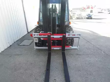 Maastotrukki 2018  Manitou MSI 30T4ST3B (3)