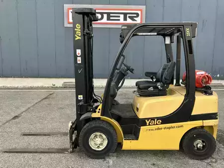 Gas truck 2010  Yale GLP 25VX (4)