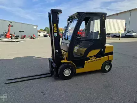 Dieselový VZV 2015  Yale GDP 25LX (1)