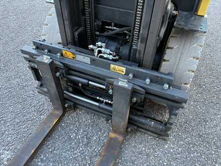 Wózki gazowe 2021  Hyster H 2.5FT (9)