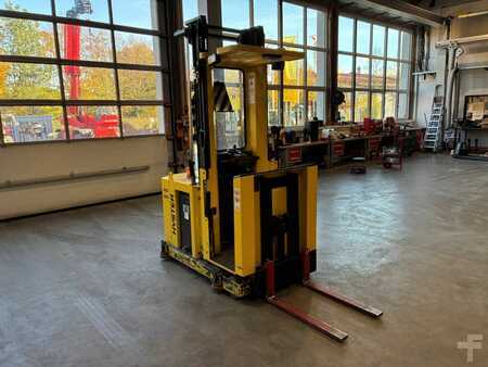 Vertikal-Kommissionierer 2008  Hyster K 1.0M - eingeschränkt einsatzbereit (1)