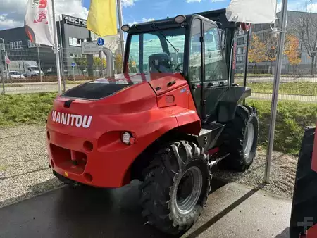 Chariots élévateurs tout terrain 2024  Manitou M 50-4DSTSS1EU (3)