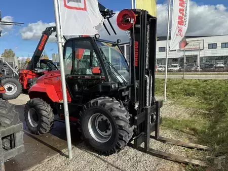 Chariots élévateurs tout terrain 2024  Manitou M 50-4DSTSS1EU (4)
