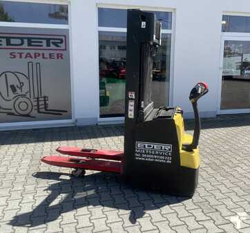 Ruční vysokozdvižný vozík 2020  Hyster S 1.2iLAC (2)