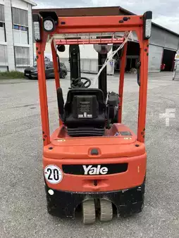Electric - 3 wheels 2015  Yale ERP 16VT (3)