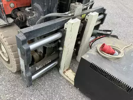 Electric - 3 wheels 2015  Yale ERP 16VT (6)