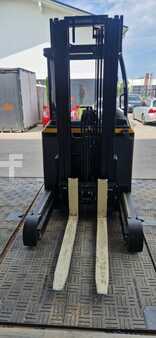 Reachtrucks 2015  Yale MR 14 (8)