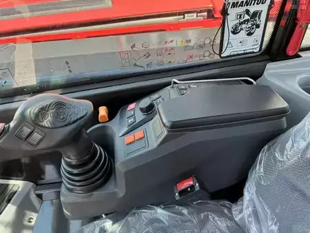 Verreikers (vast) 2024  Manitou MLT 841-145 PS+ (7)