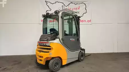 Diesel heftrucks 2017  Still RX70-20 (3)