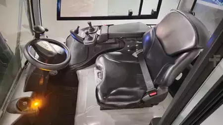 Elektro 4 Rad 2016  Still RX60-25 (7)