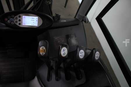 Elektro čtyřkolový VZV 2016  Still RX20-20 (8)