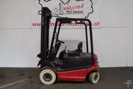 Elektro 4 Rad 1999  Still R60-25 (2)
