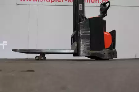 Hochhubwagen  Toyota SWE120L (8)