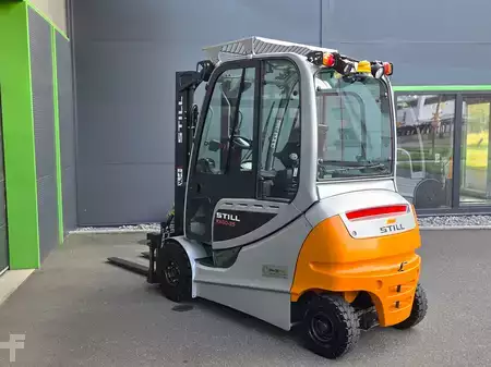 Electric - 4 wheels 2014  Still RX60-25L - Battery 88% (3)