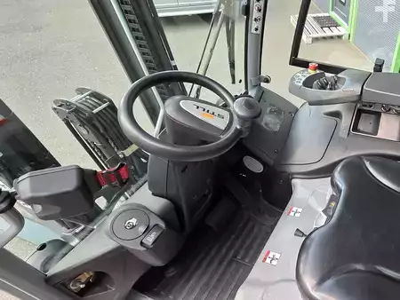 Electric - 4 wheels 2014  Still RX60-25L - Battery 88% (6)