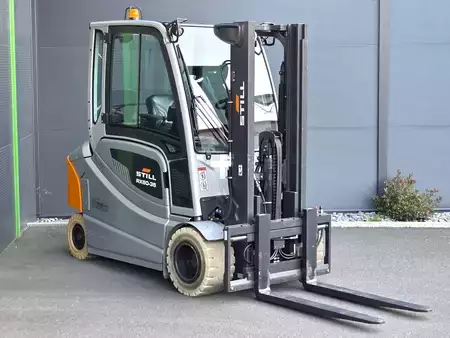 Electric - 4 wheels 2020  Still RX60-35 - Battery 84% (2)