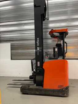 Reach Trucks 2018  Toyota RRE140H (1)