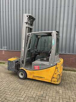 Electric - 3 wheels 2019  Jungheinrich EFG 220 (1)
