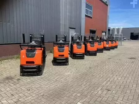 Horizontale orderpickers 2023  Toyota OSE ( 30 x ) (1)