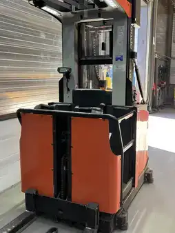 Vertikal-Kommissionierer 2017  Toyota OME 100H( 5 x )  (1)