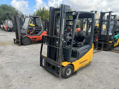 Eléctrico - 3 rodas 2014  Jungheinrich EFG216K (2)