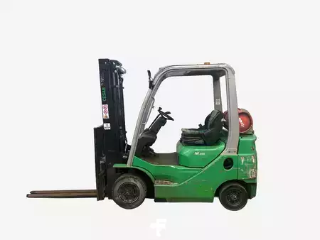 Gázüzemű targoncák 2014  Cesab M318G (1)