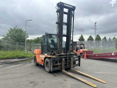 Carrello elevatore diesel 2009  Doosan D110S-5 (3)