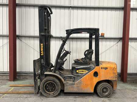 Carrello elevatore diesel 2012  Samuk B30D (1)