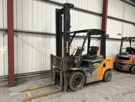 Diesel Forklifts 2012  Samuk B30D (2)